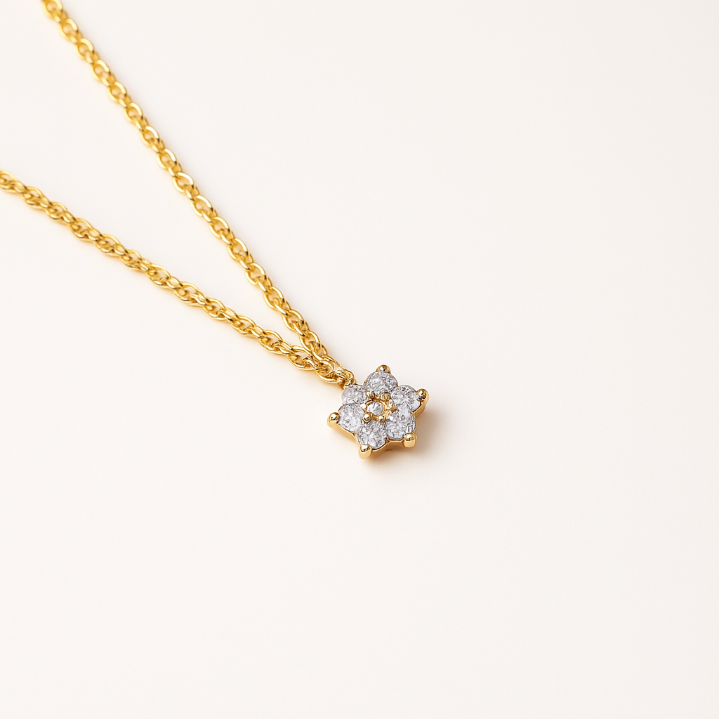 Dainty flower Necklace