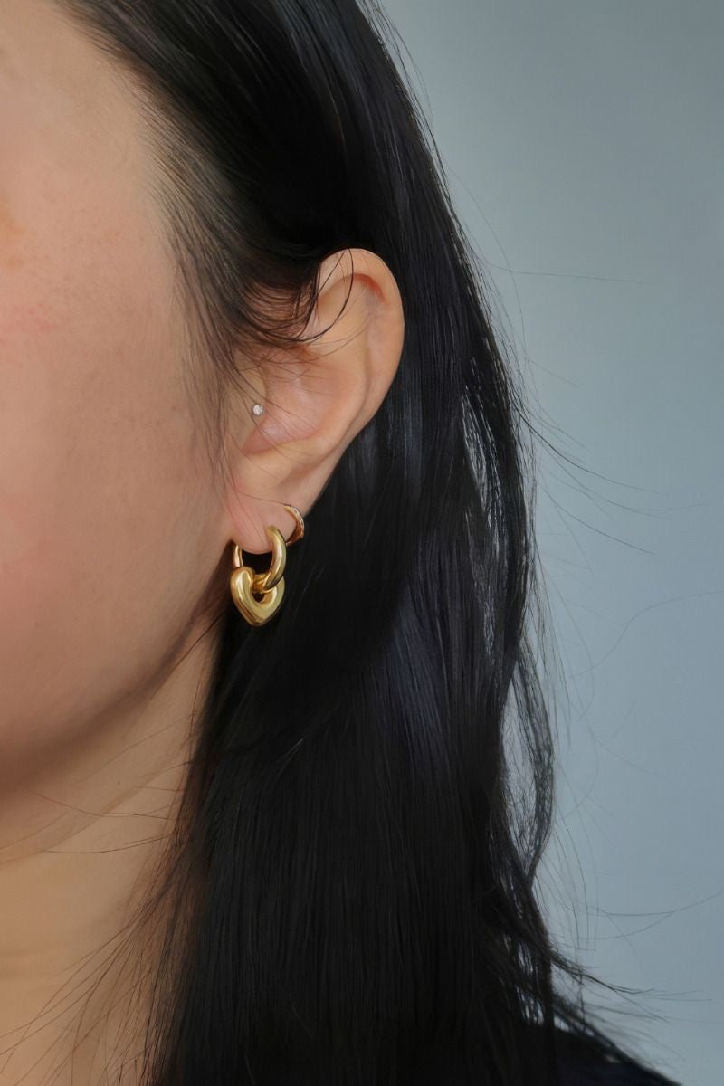 Cute little heart shaped Earring