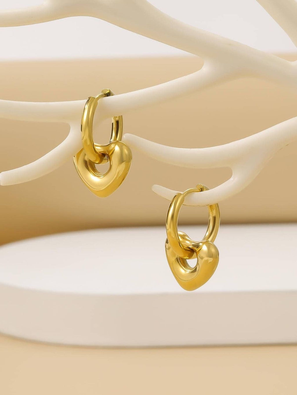 Cute little heart shaped Earring