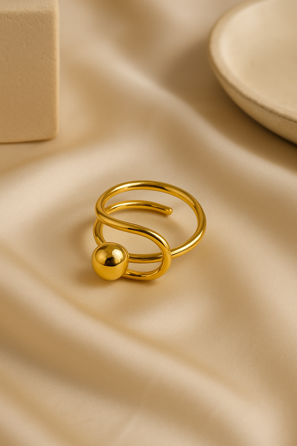 Ring with Gold Bead (1 +4 balls)